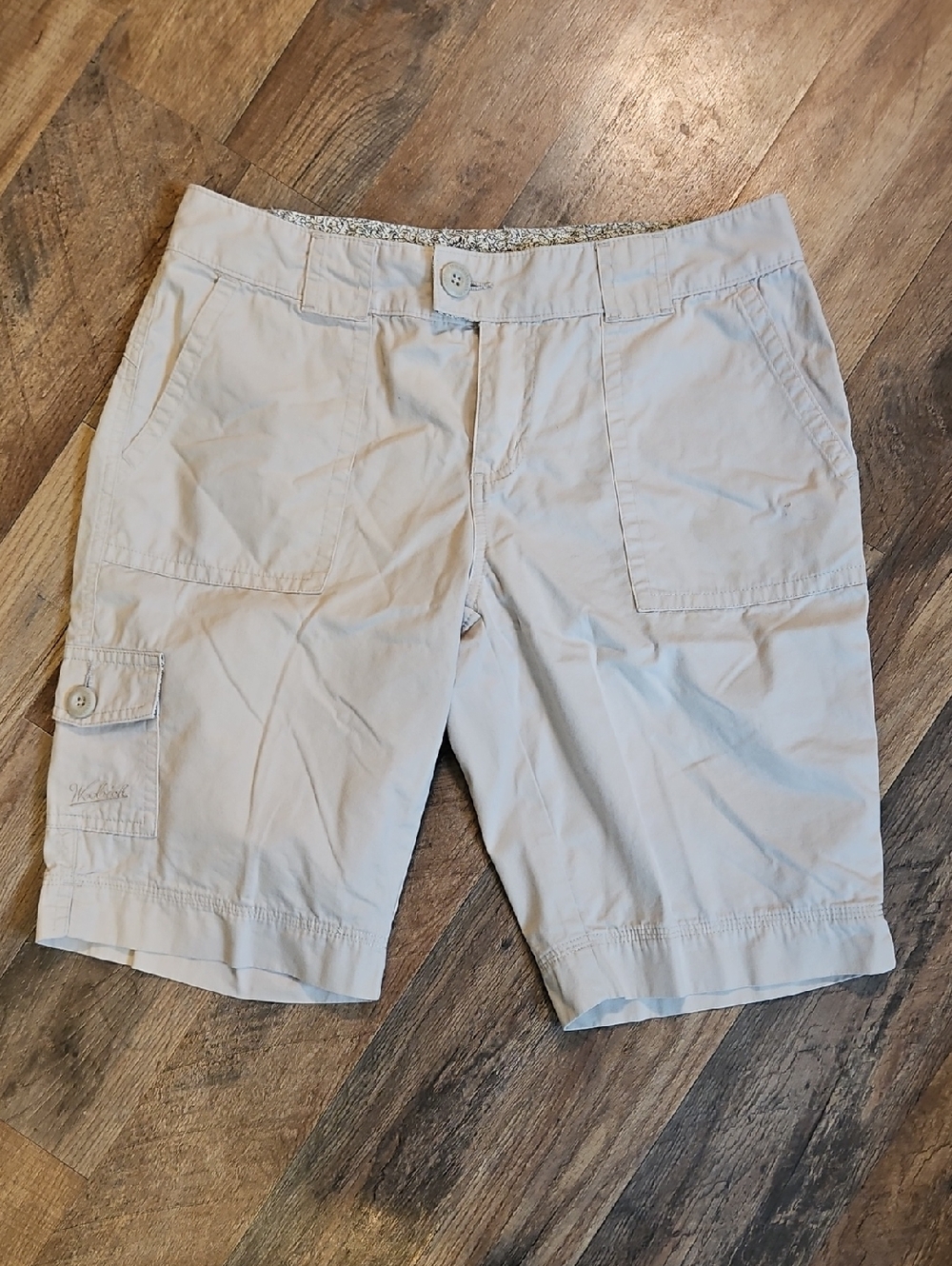 👖Woolrich Women's Khaki Utility Cargo Shorts